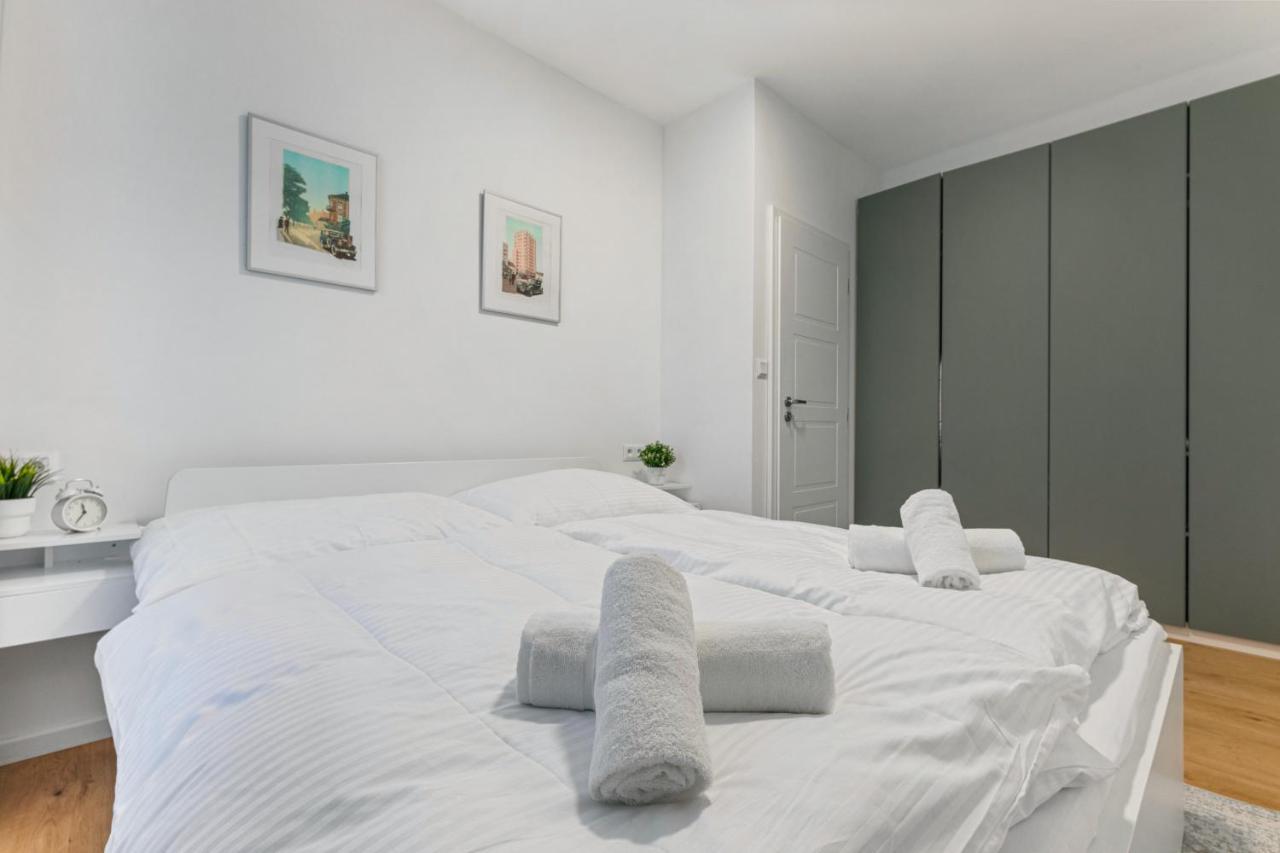 Bratislava Touch 2 Bedroom Apt Exterior foto
